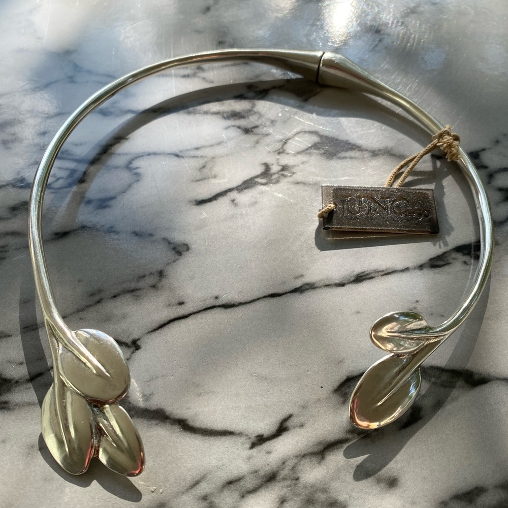 NWT Uno de 50 Helena Leaf Silver Collar Necklace